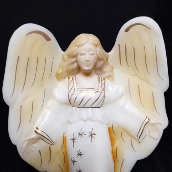 Fenton The Gloria Angel Nativity Figurine First Edition Signed Hand Painted - Picture 6 of 16
